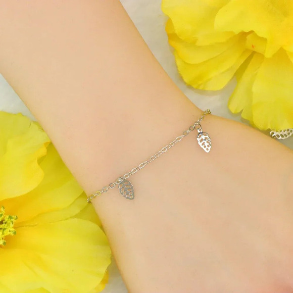 "Minimalist Bracelet, Sleek & Modern Design, Women’s Fashion, YC110262-B - Picture 5 of 10